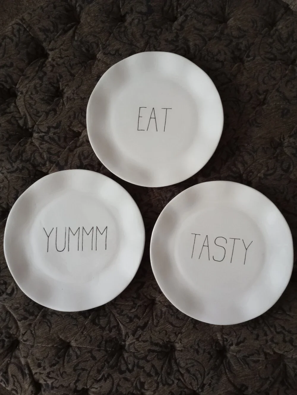 Rae Dunn White Ceramic 'EAT / YUMMM / TASTY' Decorative Dinner Plates - Set of 3